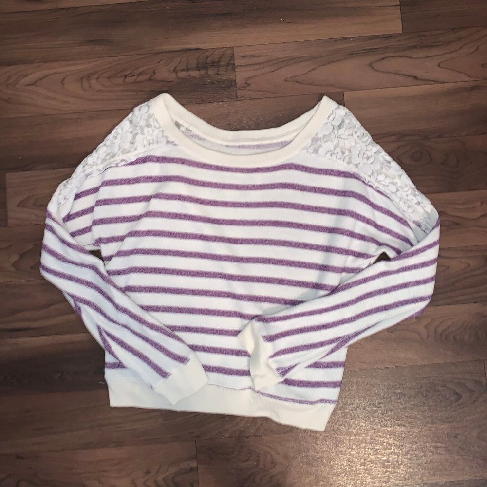 Women's sweater